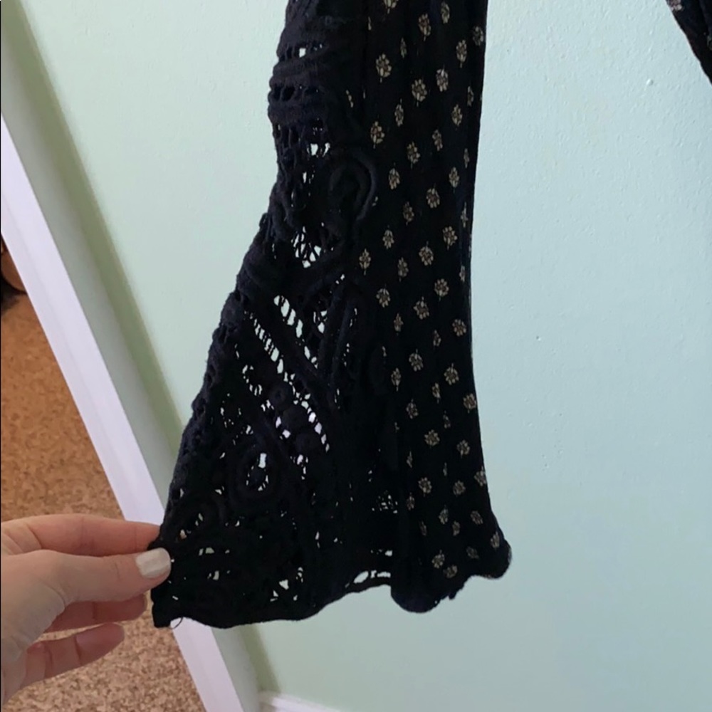 Blouse - Picture 2 of 2